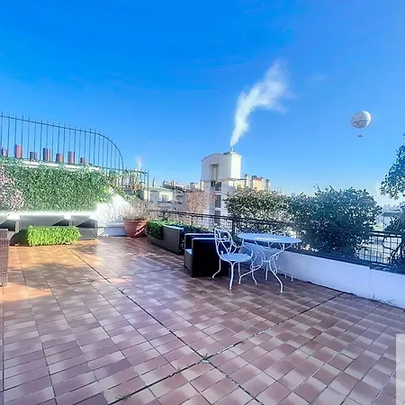 A Magnificent Place With Terrace And Eiffel Tower View * Paris