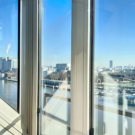 Appartement A Magnificent Place With Terrace And Eiffel Tower View Paris