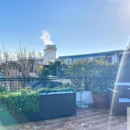 Appartement A Magnificent Place With Terrace And Eiffel Tower View