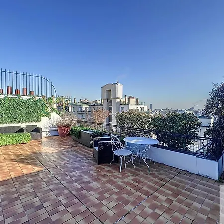 A Magnificent Place With Terrace And Eiffel Tower View * Paris