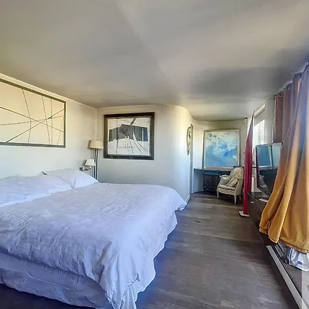 A Magnificent Place With Terrace And Eiffel Tower View Appartement *